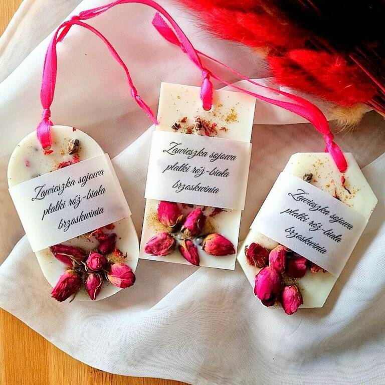 HandMade • Zawieszki sojowe zapachowe płatki róż - biała brzoskwinia